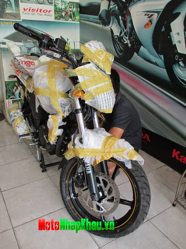 Yamaha FZS 2013 giao cho khách hàng ở Daklak | Moto Nhập Khẩu, Moto ...