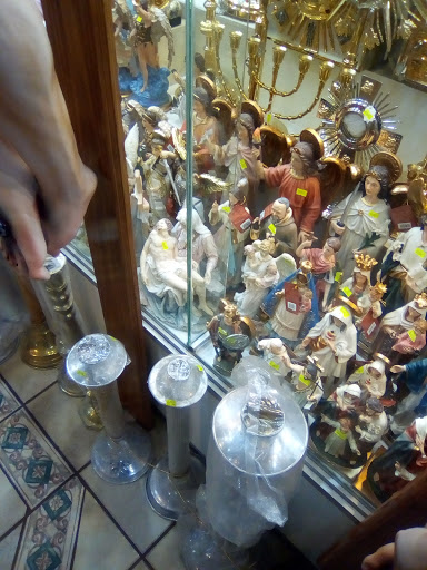 La Misericordia Artículos Religiosos, Juan de Orozco 145, Centro, 37000 León, Gto., México, Tienda de productos religiosos | GTO