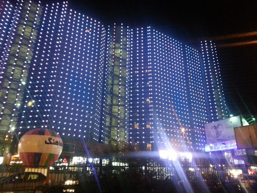 Milad Noor Shopping Center