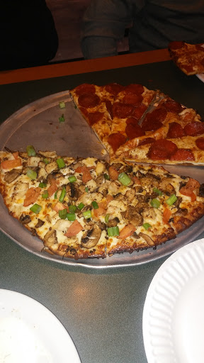 Pizza Restaurant «Round Table Pizza», reviews and photos, 10054 Bruceville Rd, Elk Grove, CA 95757, USA