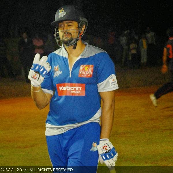  Rahul during a practice session at the Mahadevpura Aditya Grounds in Bangalore. 