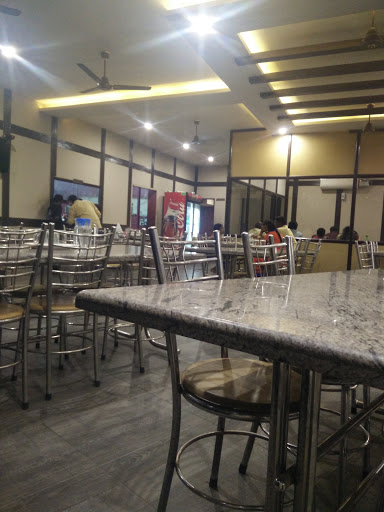 Al Rayyan arabian Restaurant, Kajamalai Main Road, K.K Nagar, Tiruchirappalli, Tamil Nadu 620007, India, Restaurant, state TN
