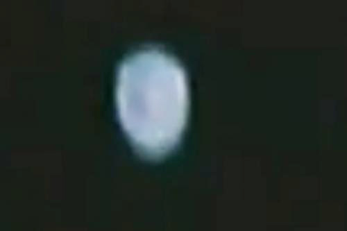 A Blue Ufo Orb Recorded Flying Over Park At San Antonio Texas On May 6 2011