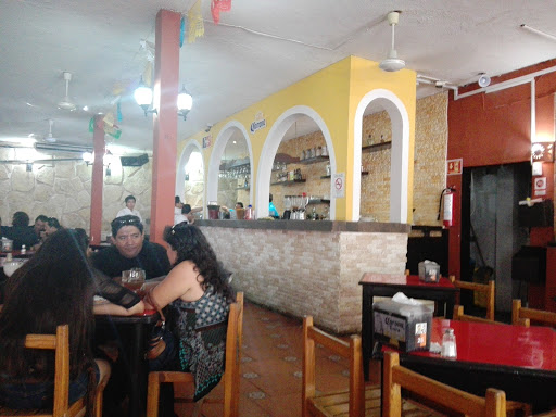 El Nuevo Tucho, Calle 60 #482 Por 55 y 57, Centro, 97000 Mérida, Yuc., México, Restaurante de brunch | YUC