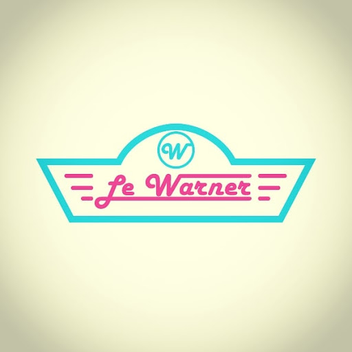 Le Warner logo