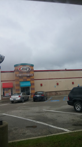 Fast Food Restaurant «A&W All-American Food», reviews and photos, 4427 Corunna Rd, Flint, MI 48532, USA