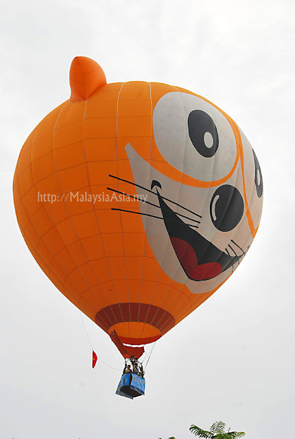 Photos of Hot Air Balloon Putrajaya