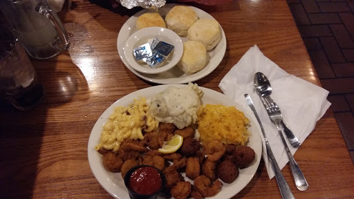 American Restaurant «Cracker Barrel Old Country Store», reviews and photos, 15 Riverton Commons Plaza, Front Royal, VA 22630, USA