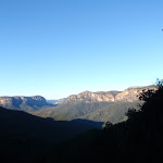 View from track beneath Govetts Leap lookout (51119)