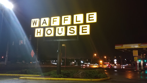 Breakfast Restaurant «Waffle House», reviews and photos, 250 S Indiana Ave, Sellersburg, IN 47172, USA