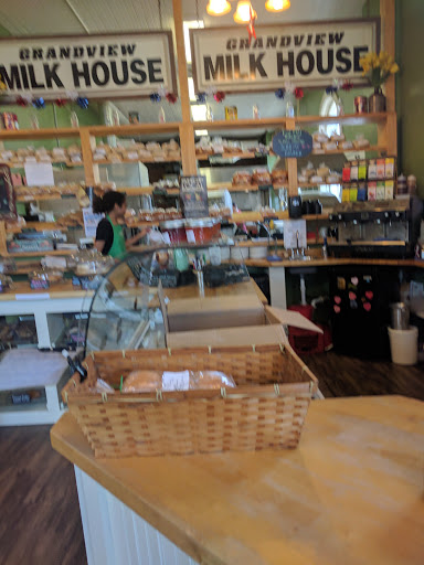 Bakery «East Mill Bakeshop & Catering», reviews and photos, 620 S Grandview Ave, Dubuque, IA 52003, USA