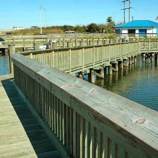 Lynnhaven Boat Ramp & Beach Facility logo
