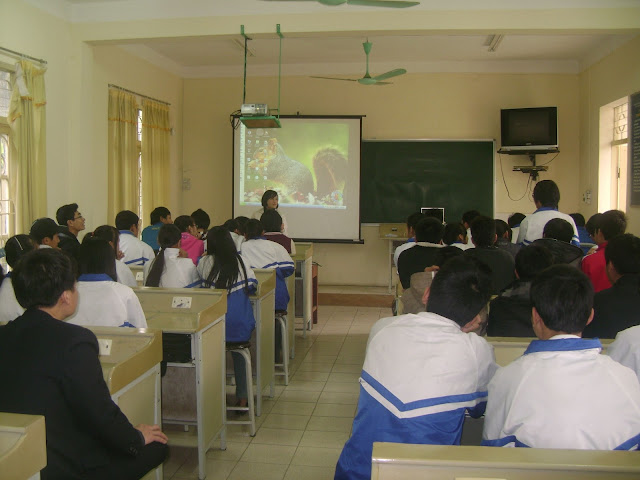 CLB Vật Lý Trường THPT Gang Thép sinh hoạt