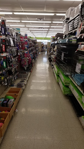 Pet Supply Store «Pet Supplies Plus», reviews and photos, 4922 Portage St NW, North Canton, OH 44720, USA