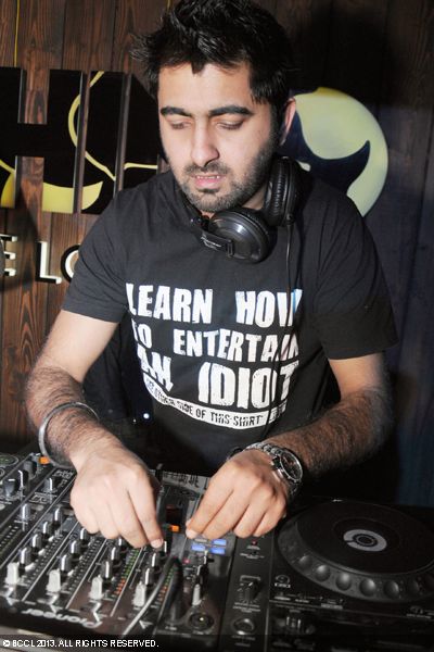 DJ Mudit in action during the Weekend Club Night at Rhino, Gurgaon.
