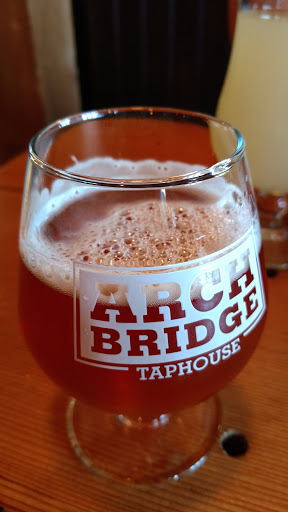 Bar «Arch Bridge Taphouse», reviews and photos, 205 7th St, Oregon City, OR 97045, USA