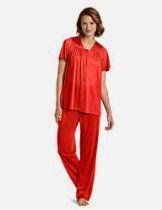<br />Vanity Fair Women's Colortura Short Sleeve Pajama Set
