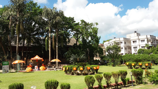 City High, 85, Prince Anwar Shah Rd, Badam Talla, Tollygunge, Kolkata, West Bengal 700033, India, Apartment_complex, state WB
