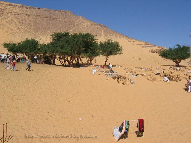 Vendedores en el Pueblo Nubio