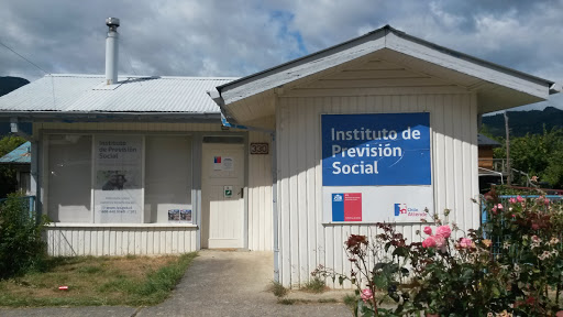 Instituto de Previsión Social, Pedro Aguirre Cerda 330, Futaleufu, Futaleufú, X Región, Chile, Local gobierno oficina | Los Lagos