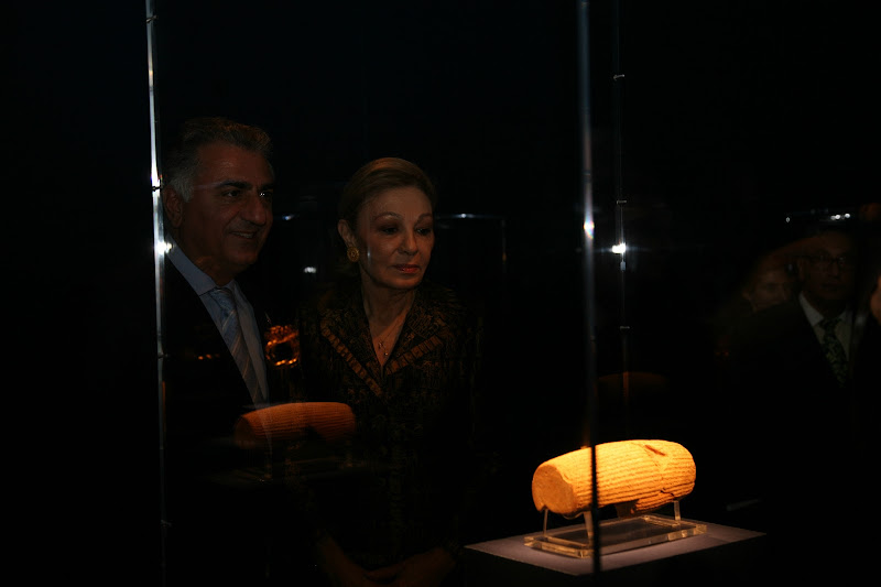 FAMILIA IMPERIAL DE IRAN - Página 9 Sakler+Museum+-+Cyrus+Tablet+-+March+2013+130