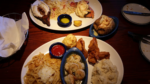 Seafood Restaurant «Red Lobster», reviews and photos, 5061 N Oracle Rd, Tucson, AZ 85704, USA