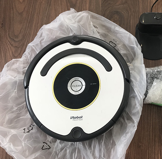 Robot Hút Bụi iRobot Roomba 621 