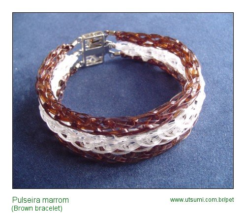 pulseira de garrafas PET