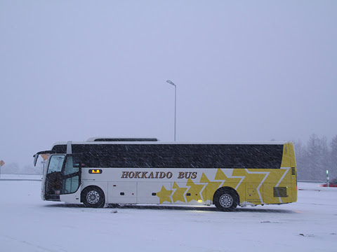 北海道バス「釧路特急ニュースター号」・993　占冠サービスエリアにて