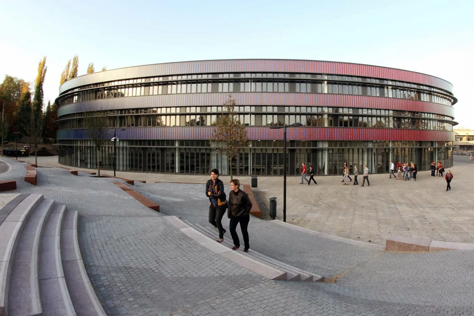 Neues Gymnasium by Hascher Jehle Architektur