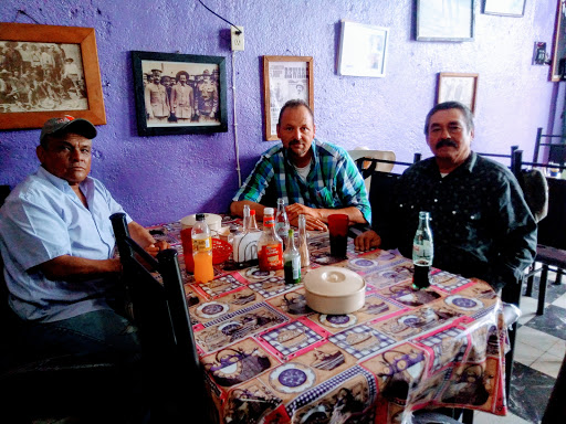 Restaurant Antonios, Juárez, Centro de Anahuac, 65030 Anáhuac, N.L., México, Restaurante de comida para llevar | NL