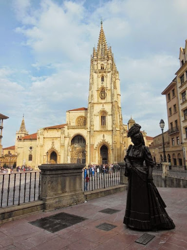 Conociendo la Maravillosa Asturias en 5 Días - Blogs de España - Día 1. Oviedo, Catedral y alrededores (4)
