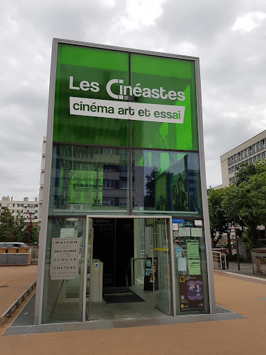 Les Cinéastes