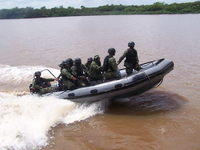 ARMADA URUGUAYA - Operación “Río Revuelto” 100_5291