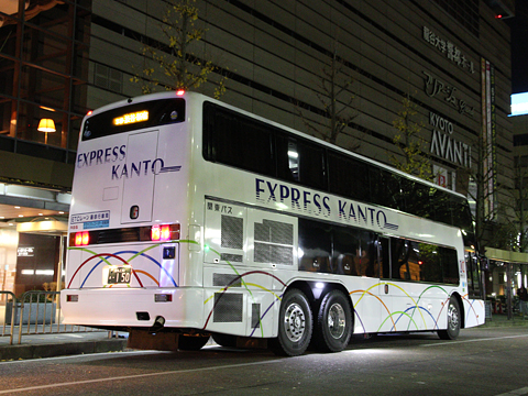 関東バス「東京ミッドナイトエクスプレス京都号」　･150　リア