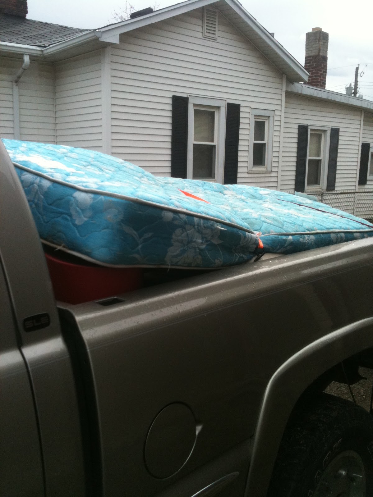 CREW CLEANUP & JUNK REMOVAL, LLC Muncie Indiana Trash & Junk Hauling Jobs