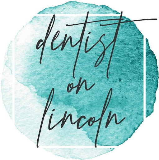 Dentist on Lincoln logo
