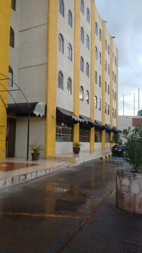 HOTEL CASA REAL, Boulevard Lopez Portillo 12, Las Arboledas, 98608 Guadalupe, Zac., México, Hotel cerca de aeropuerto | CHIH
