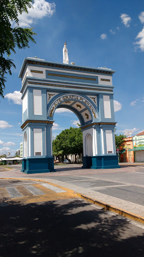 Arco de Nossa Senhora de Fátima, Avenida Dr. Guarany, s/n - Centro, Sobral - CE, 62010-305, Brasil, Atração_Turística, estado Ceará