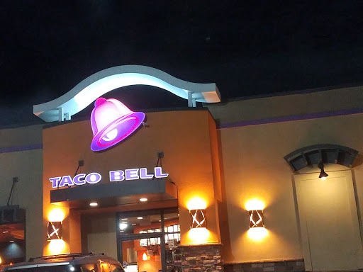 Mexican Restaurant «Taco Bell», reviews and photos, 695 W Southview Dr, Martinsville, IN 46151, USA