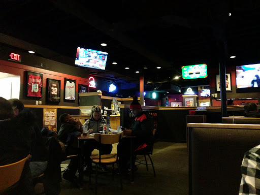 Chicken Wings Restaurant «Buffalo Wild Wings», reviews and photos, 5433 Mayfield Rd, Lyndhurst, OH 44124, USA