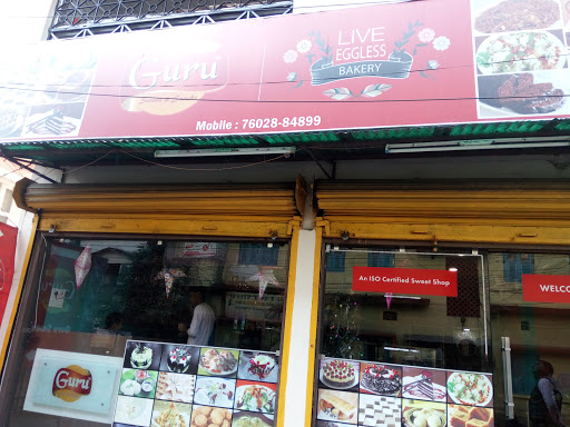 Guru Sweets & Snacks, 4, Mandir Ln, Ward 25, Babupara, Siliguri, West Bengal 734014, Mandir Ln, Ward 25, Babupara, Siliguri, West Bengal 734014, India, Sweet_shop, state WB