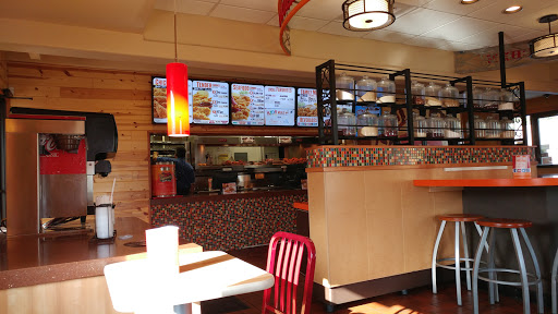 Chicken Restaurant «Popeyes Louisiana Kitchen», reviews and photos, 3440 W Broadway, Council Bluffs, IA 51501, USA
