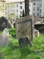 Josefov - Oude begraafplaats3.JPG