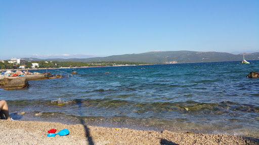 Plaža Ježevac / Lukobran