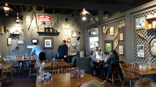 American Restaurant «Cracker Barrel Old Country Store», reviews and photos, 350 Triangle Dr, Sellersburg, IN 47172, USA