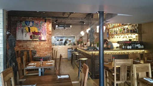 Sala Thong (Thai)