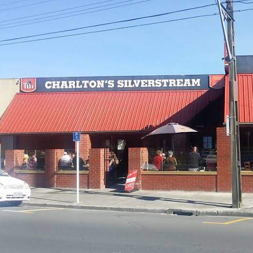 Charltons Silverstream logo