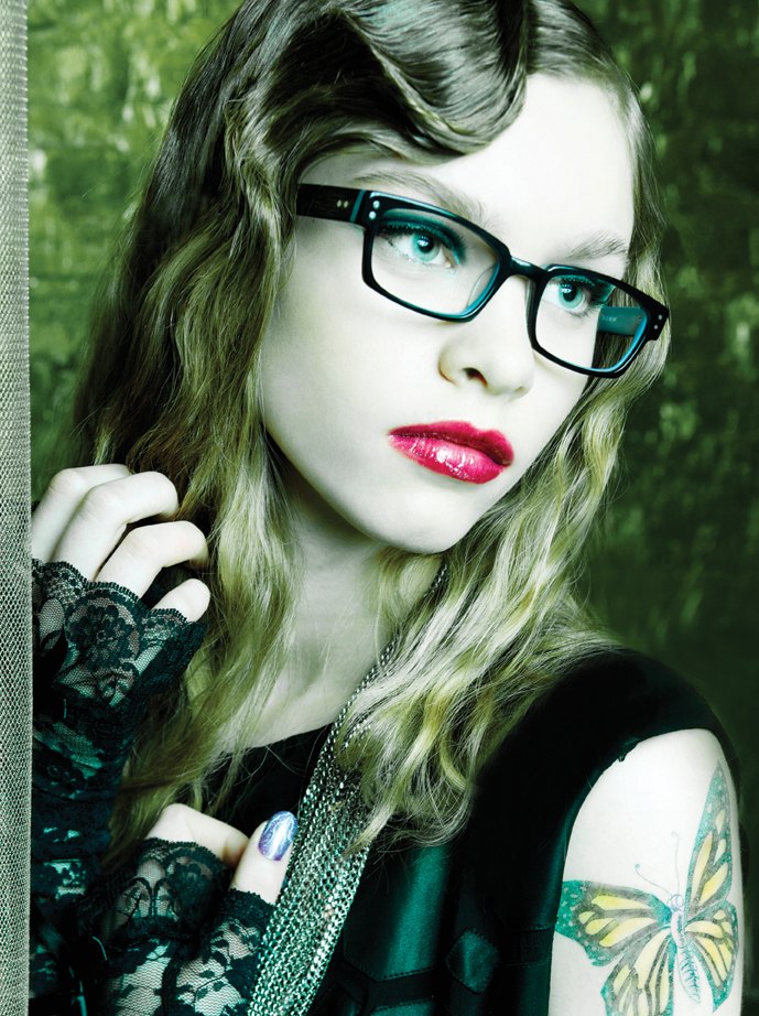 Blue lips, blue frames, the colour of Ogi Eyewear's Spring ad campaign