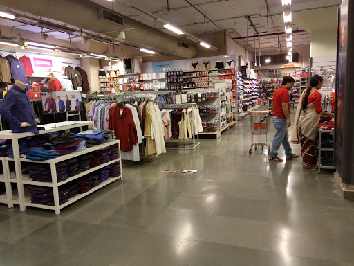 Big Bazaar, Kalyan - Shilphata Rd, Lokgram, Thane, Maharashtra 421301, India, Indian_Grocery_Shop, state MH